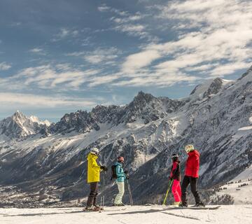 Groupe de skieurs