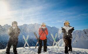 Skieurs sur le domaine de la Flégère