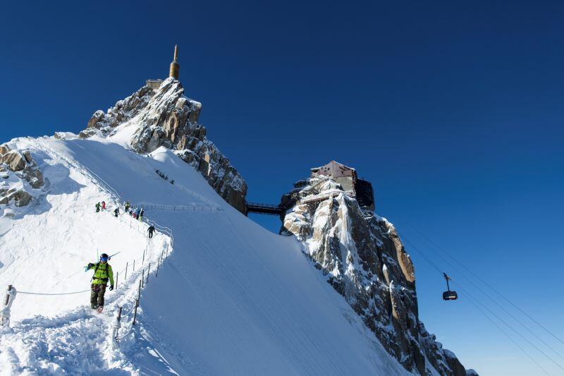 Piolet D'alpinisme Ancien J. Charlet à Chamonix, France, Collection