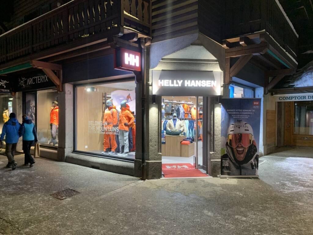 Helly hansen outlet locations