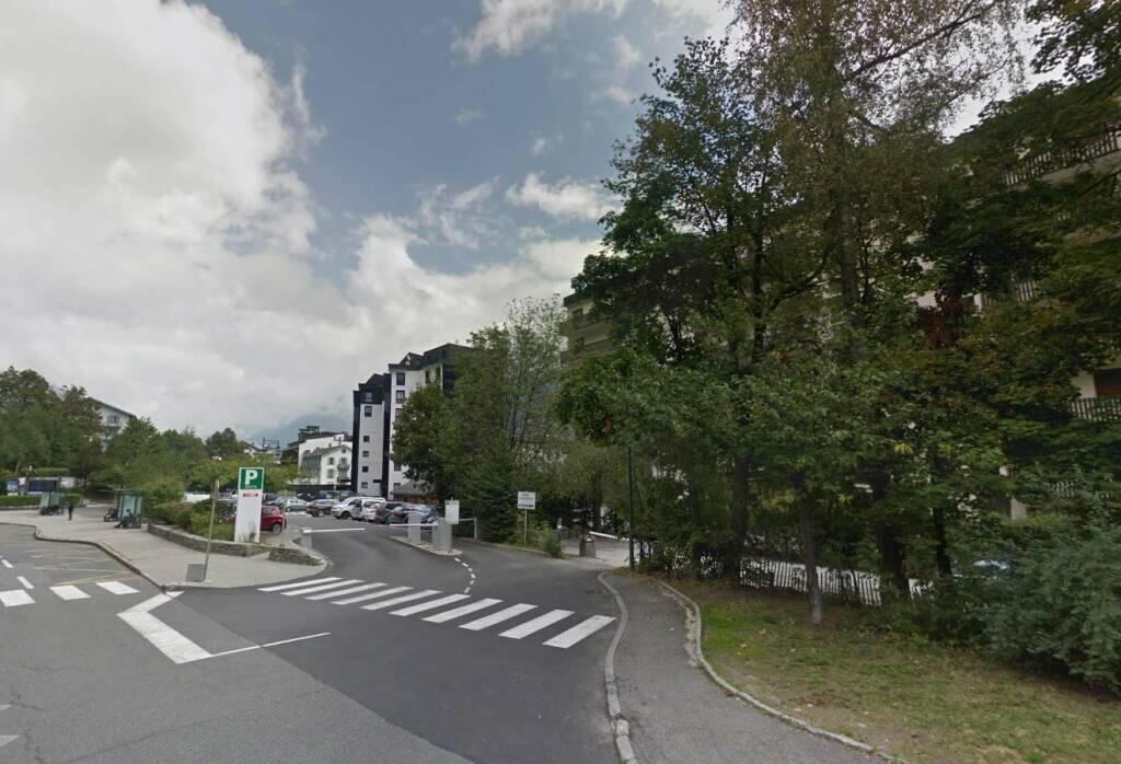 Parking de l'Outa ChamonixMontBlanc Car park à ChamonixMontBlanc